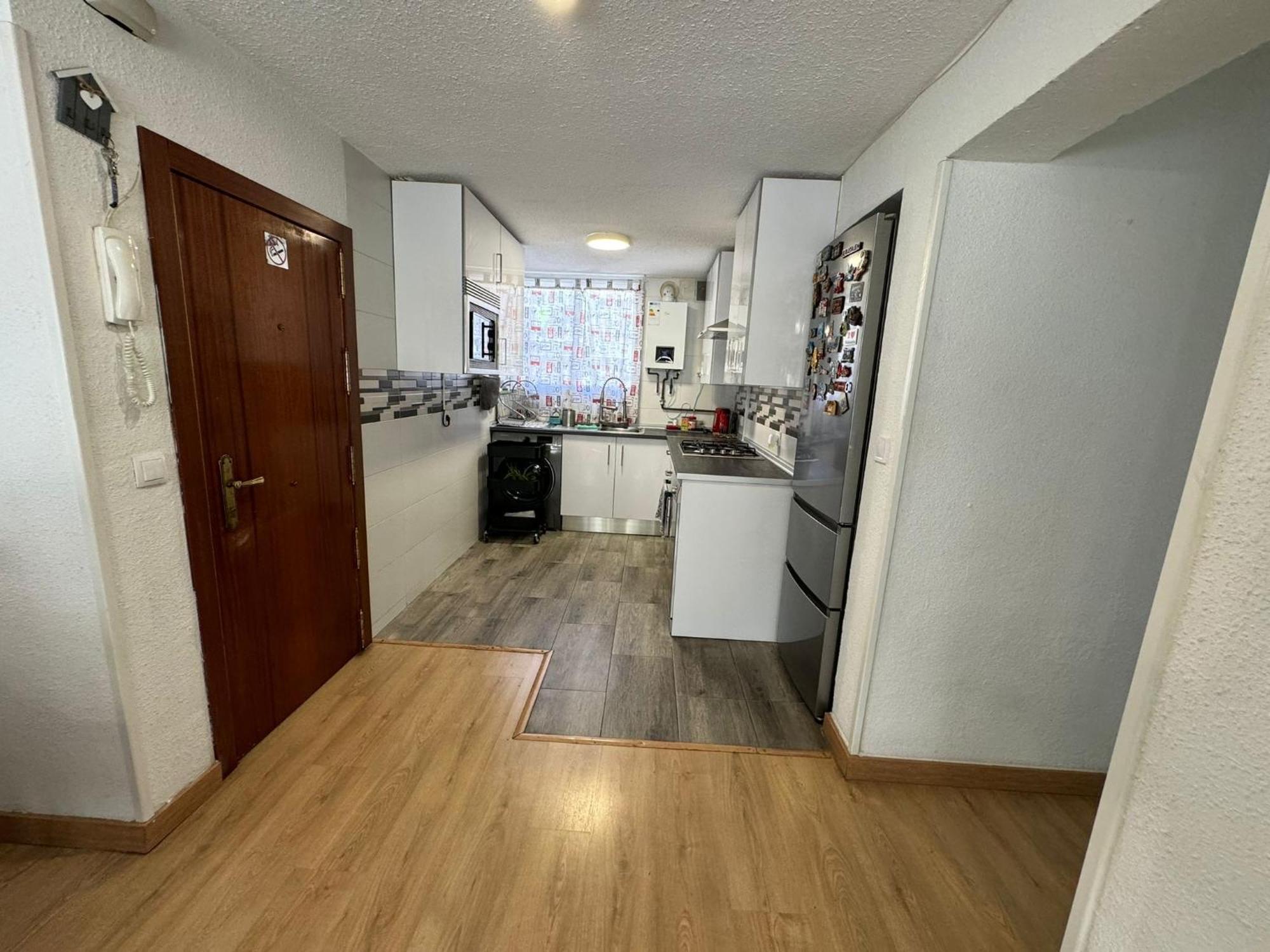 “Apartamento Moderno Y Acogedor Madrid Bagian luar foto
